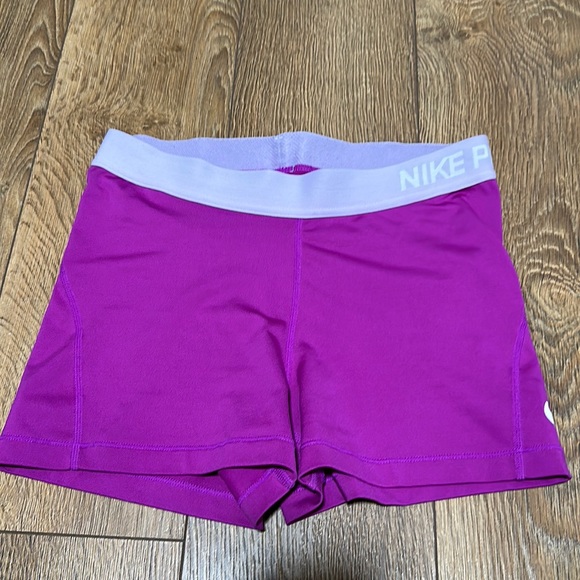 Nike Pants - Nike pros